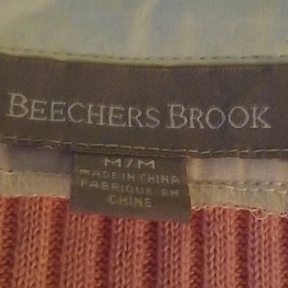 Cute top - Picture 2 of 5